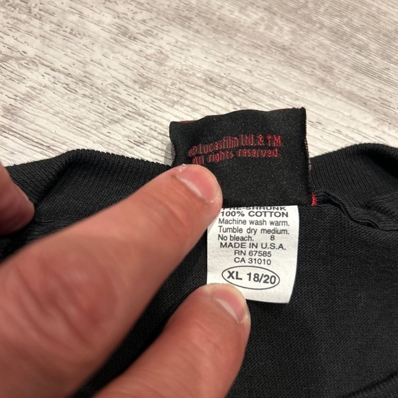 Vintage Single stitch Star Wars Sith VS Jedi Deadstock Tshirt
Men Medium - Picture 4 of 10